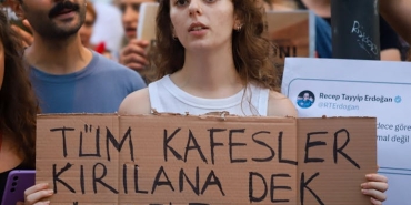 AB-Iran8217a-Yonelik-Insan-Haklari-Yaptirimlarini-20278217ye-Uzatti-featured