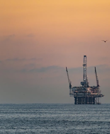 Petrol-Fiyatlari-Kuresel-Resesyon-Endiseleriyle-100-Dolarin-Altina-Indi-featured