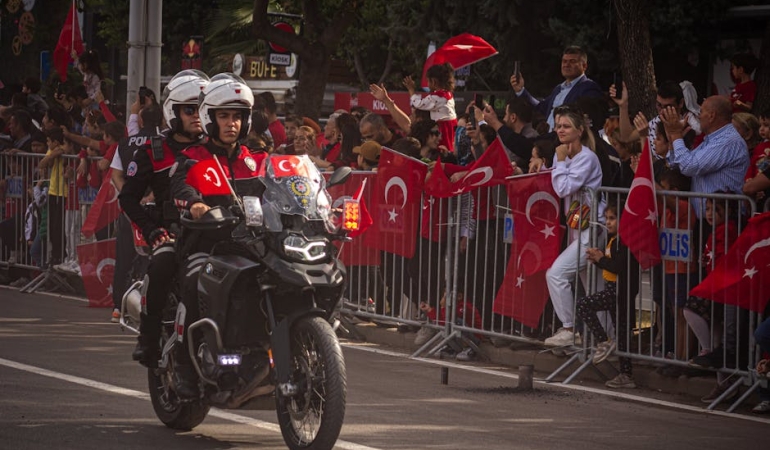Adana8217da-Ihbar-Gorevine-Giden-Iki-Polis-Sehit-Dustu-featured