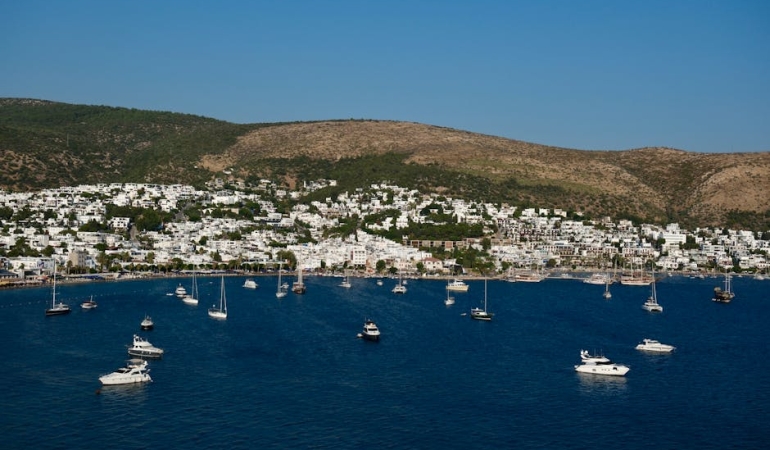 Bodrum-Merkezli-Dolandiricilik-Sebekesine-Darbe-7-Tutuklama-featured