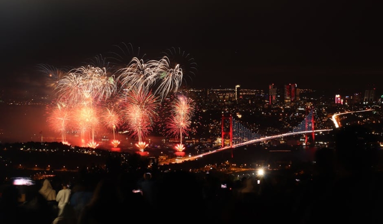 Istanbul-Fethi8217nin-573.-Yili-Coskulu-Kutlamalar-Sehri-Sardi-featured